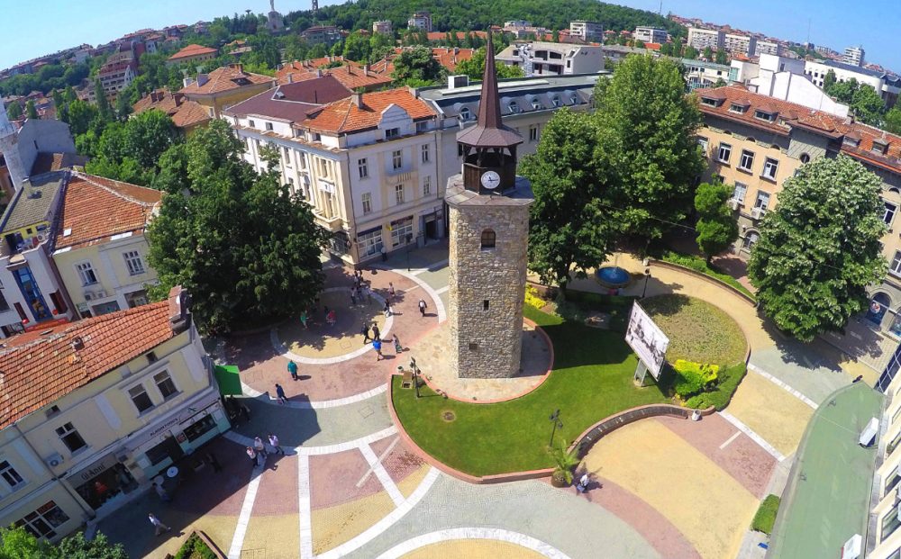 Virgin Mary statue in Haskovo