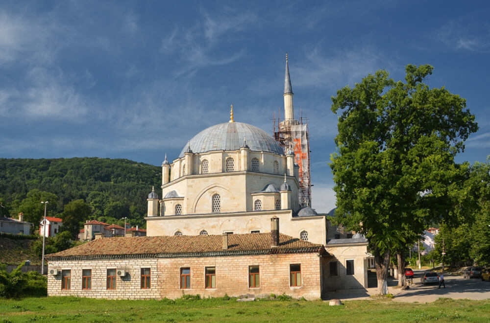 Мечеть Томбул Джамия